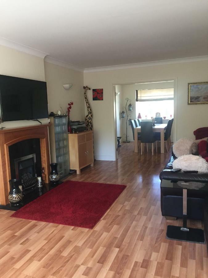 Highbury House, Warm And Welcoming. Homestay Darlington (Durham)